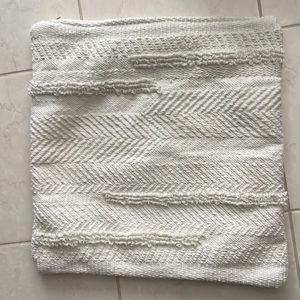 Pottery Barn perfect condition pillow sham